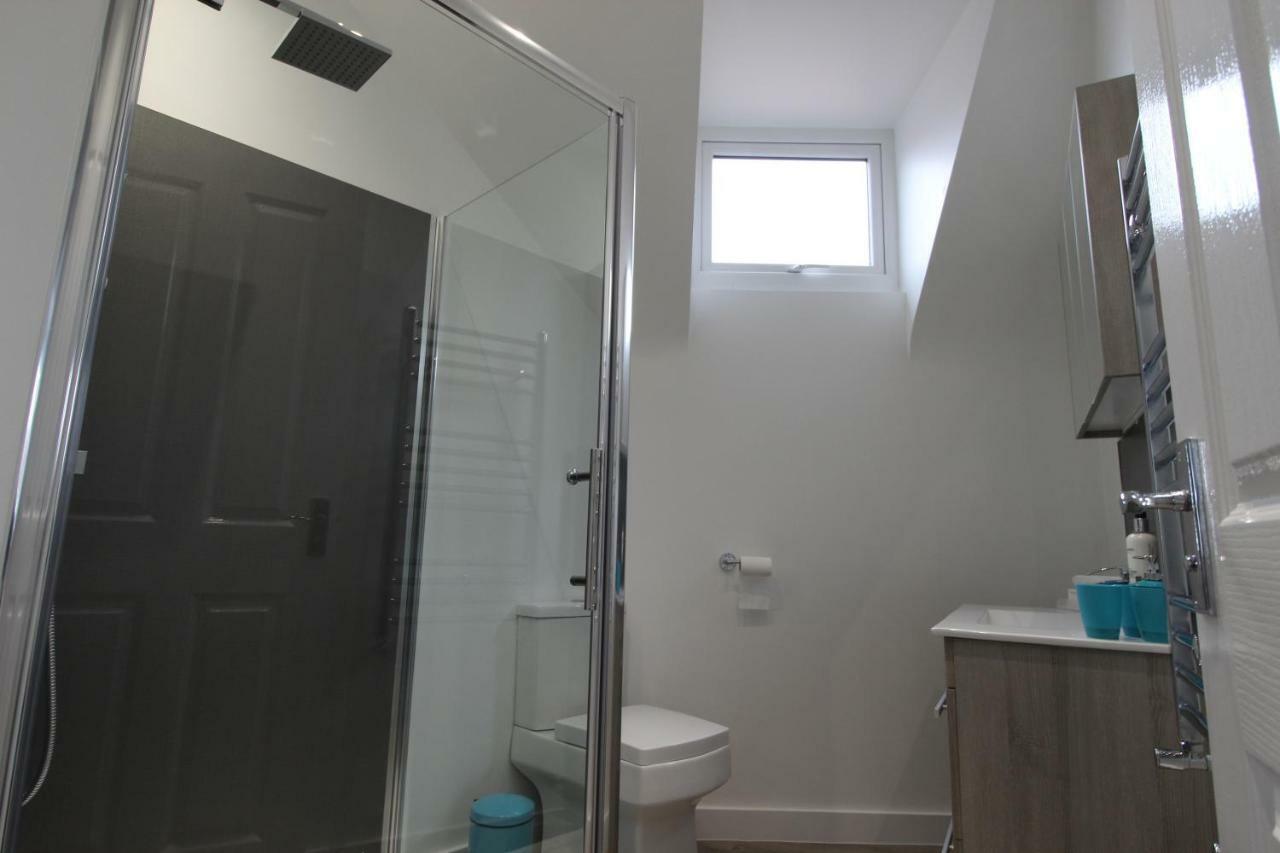 2 Serviced Apartments In Childwall-South Liverpool - Each Apartment Sleeps 6 外观 照片