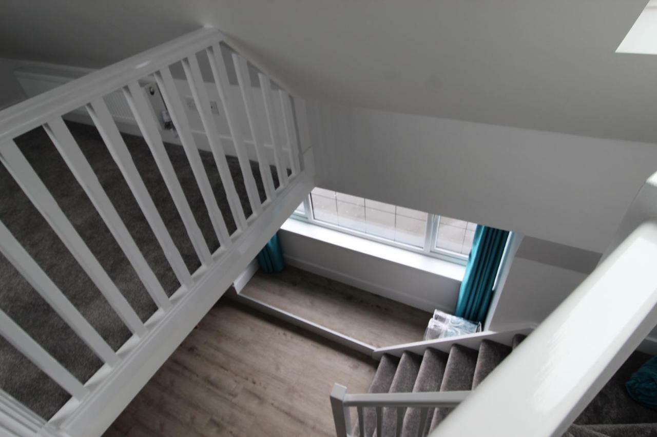 2 Serviced Apartments In Childwall-South Liverpool - Each Apartment Sleeps 6 外观 照片