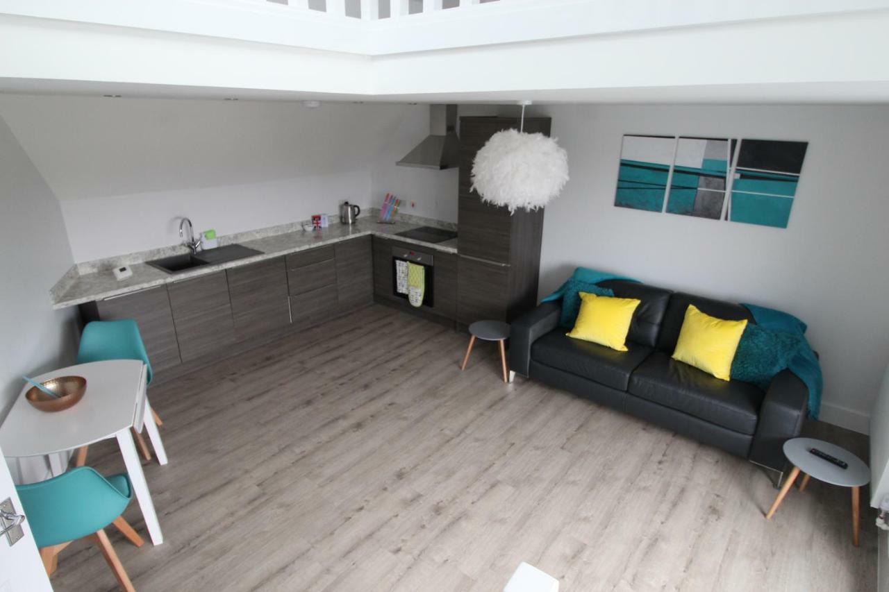 2 Serviced Apartments In Childwall-South Liverpool - Each Apartment Sleeps 6 外观 照片